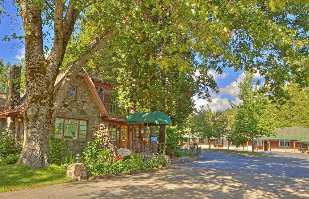 Strawberry Valley Inn Mount Shasta Buitenkant foto