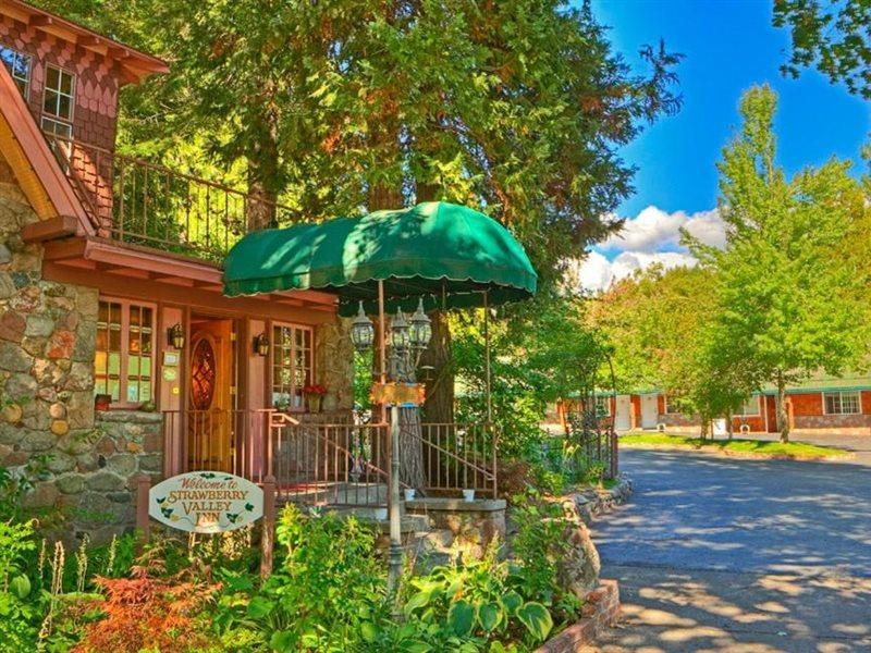 Strawberry Valley Inn Mount Shasta Buitenkant foto