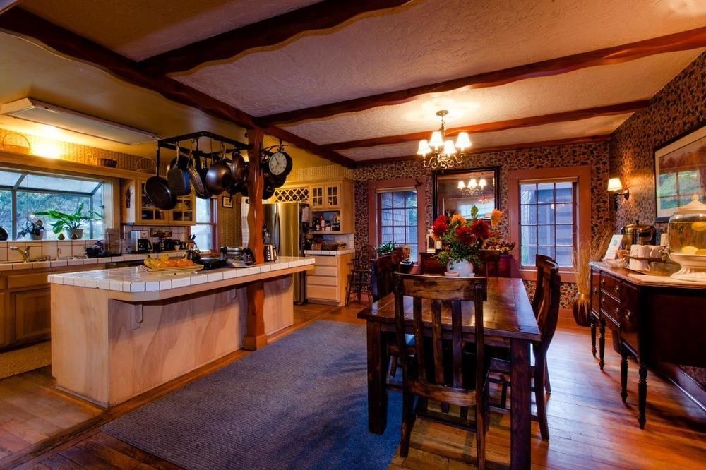 Strawberry Valley Inn Mount Shasta Buitenkant foto