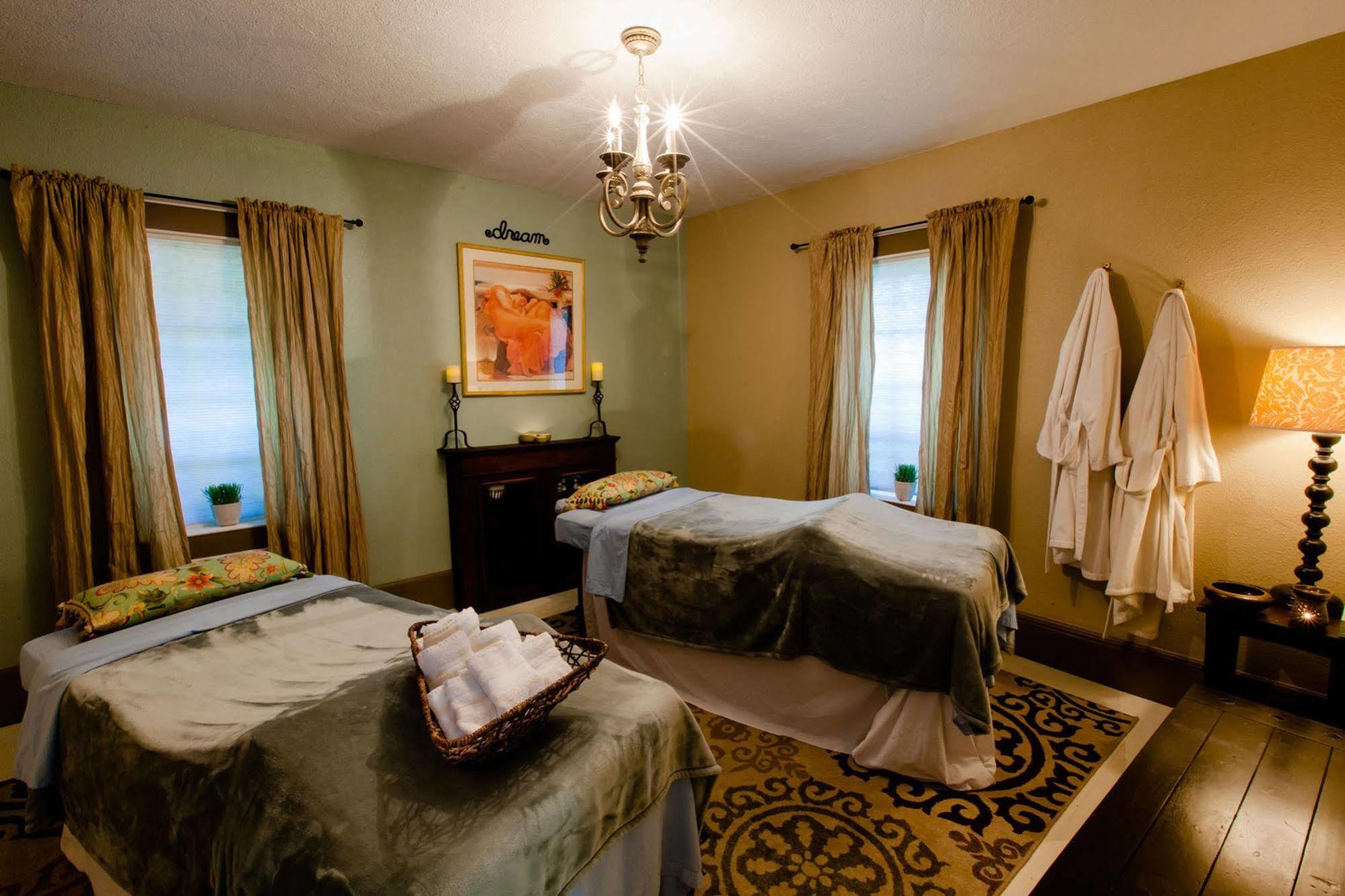 Strawberry Valley Inn Mount Shasta Buitenkant foto